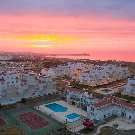 55 - Surfers Paradise * فيريل