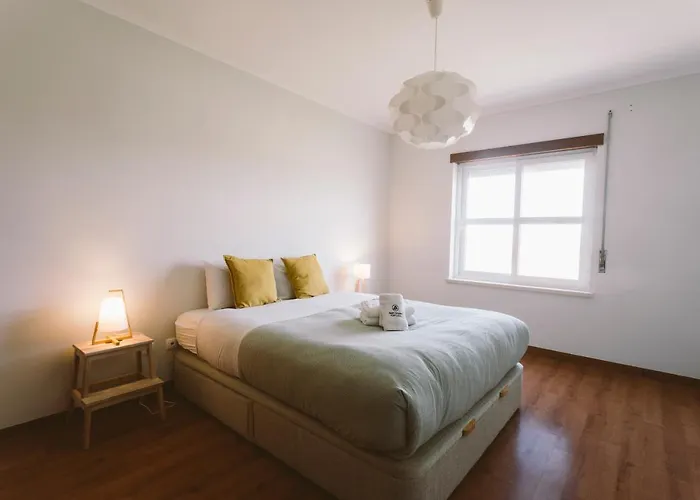 55 - Surfers Paradise *