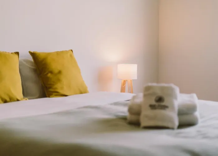 55 - Surfers Paradise *