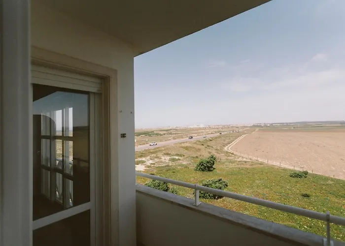 55 - Surfers Paradise *