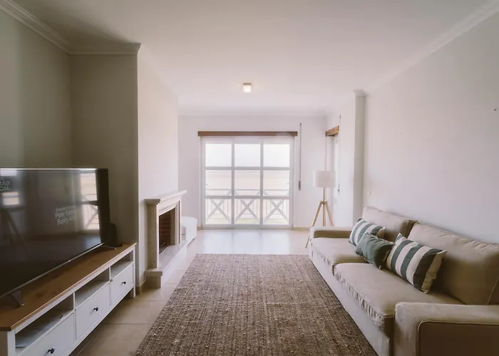 55 - Surfers Paradise *